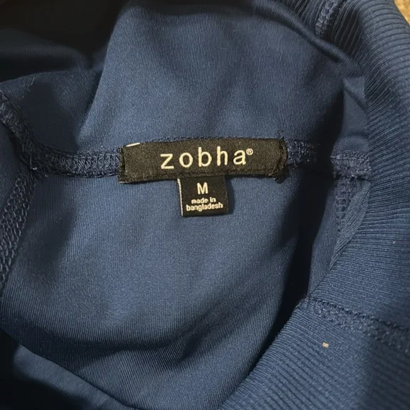 Zobha- leggings and bra - Picture 9 of 11